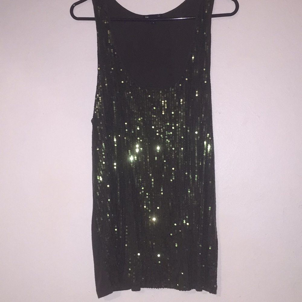 Sleeveless Dark green shirt